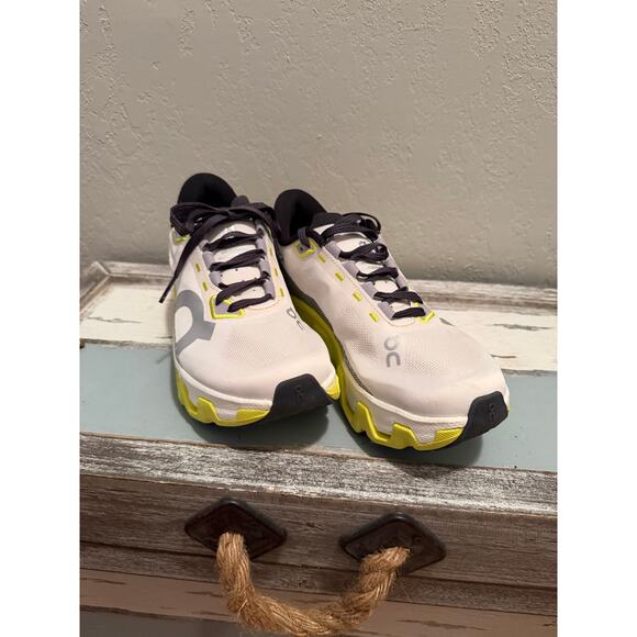 On Running Cloudmonster Hyper sneakers, Dew/Lime size 5.5 W main image 2